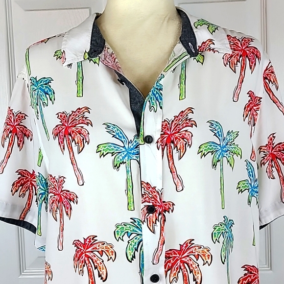 Depart West Palm Tree Vacation Shirt - Picture 2 of 11